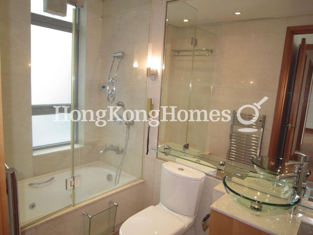 Master Bathroom — 貝沙灣 04期, 南灣，薄扶林