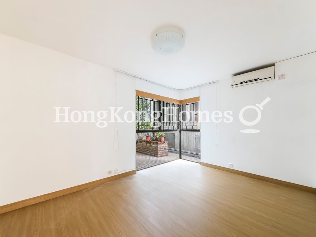 Second Bedroom — 東山臺 11號，東半山