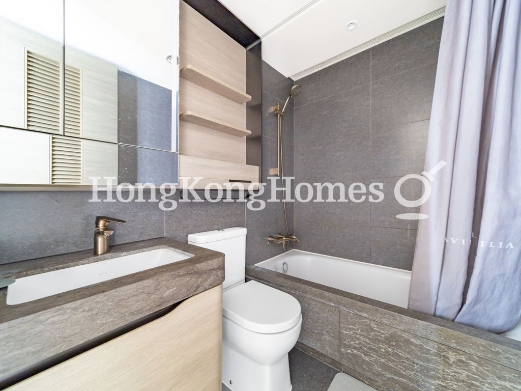 Guest Bathroom — 柏蔚山，北角