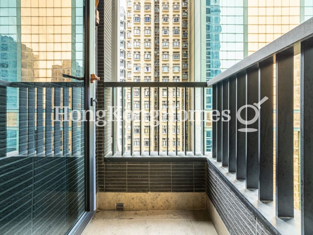 Balcony off Living and Dining Room — 瑧璈，西營盤