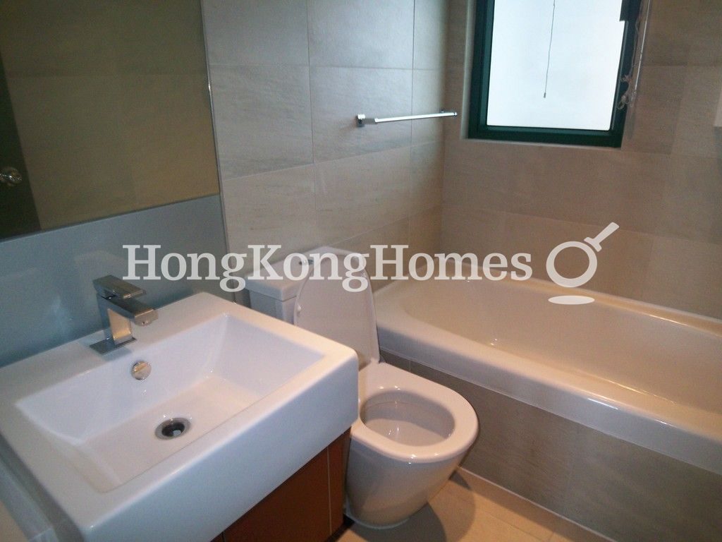 Guest Bathroom — 嘉亨灣 03座，鰂魚涌