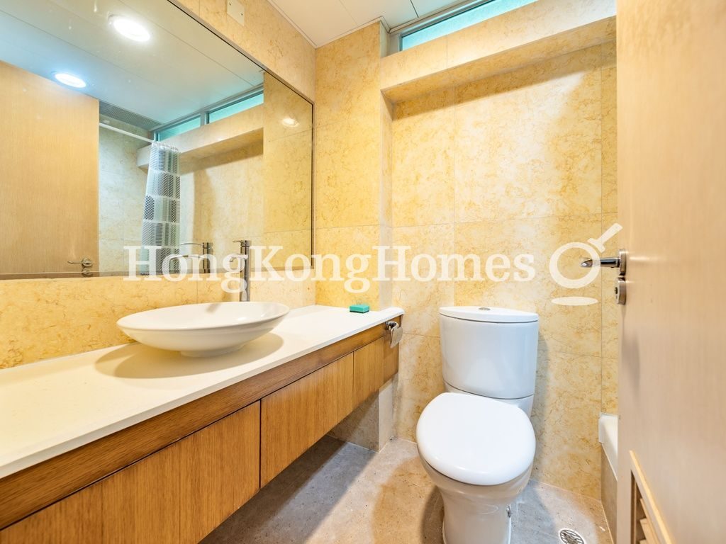 Second Ensuite Bathroom — 御濤，西貢