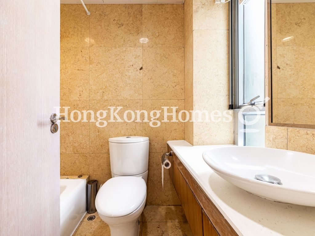 Guest Bathroom — Royal Bay, Sai Kung