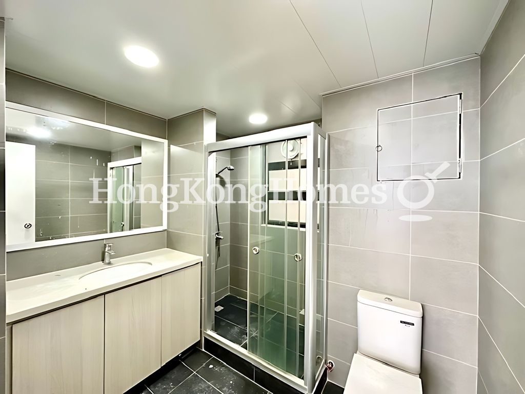 Master Bathroom — 慧苑 - B座，西半山