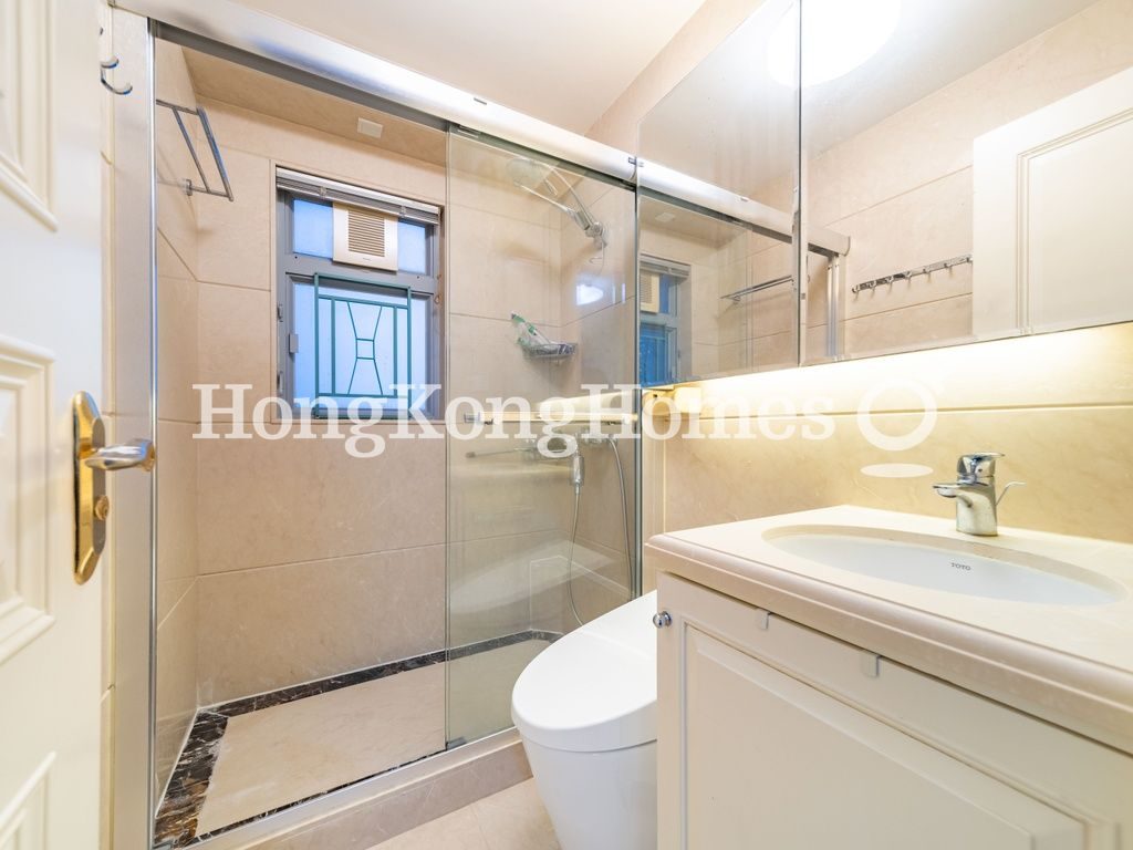 Master Bathroom — 嘉亨灣 03座，鰂魚涌