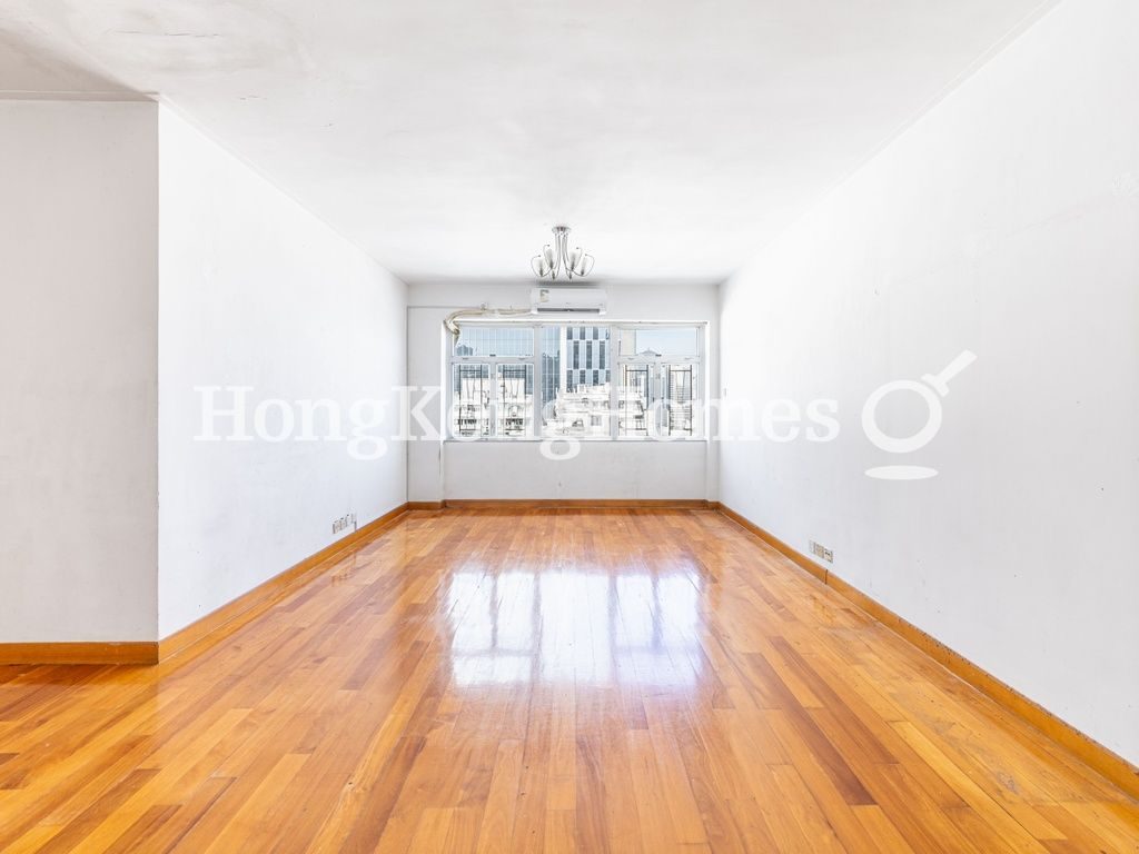 Living and Dining Room — Highland Mansion, Causeway Bay