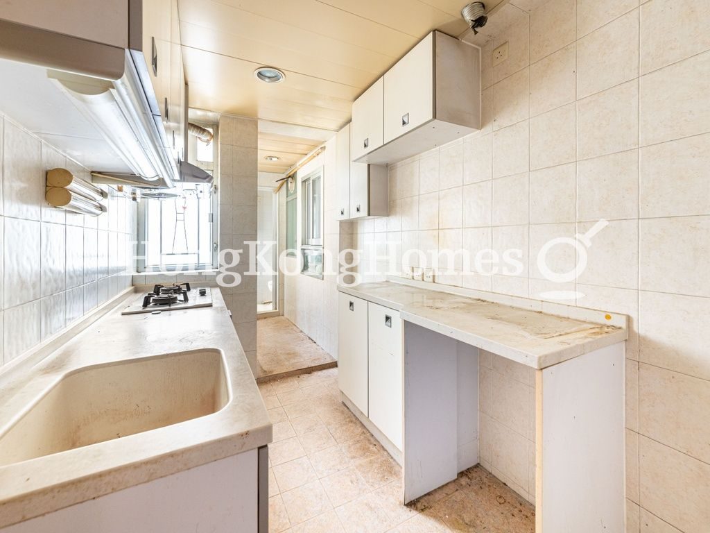 Kitchen — Highland Mansion, Causeway Bay