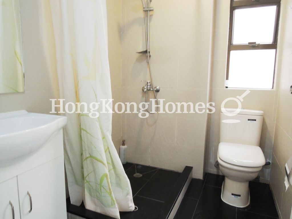 Guest Bathroom — 聯邦花園 - 維也納閣，西半山