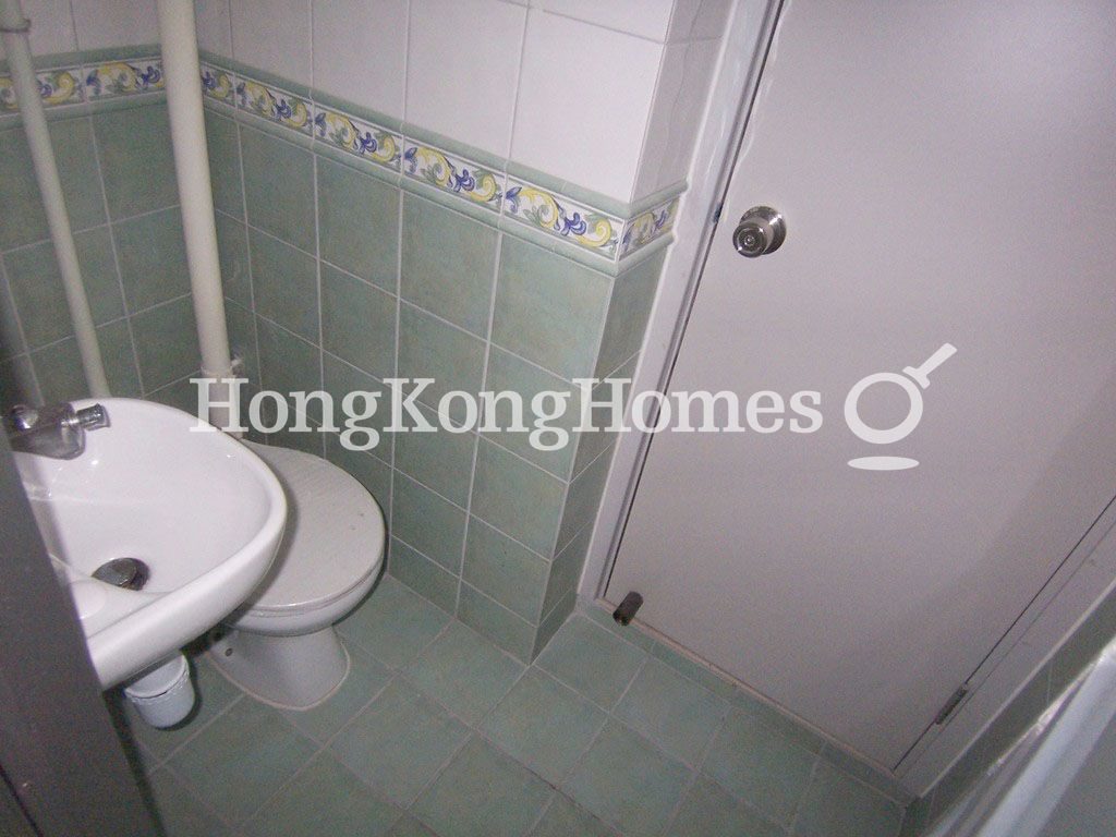 Maid's Washroom — 貝沙灣 04期, 南灣，薄扶林