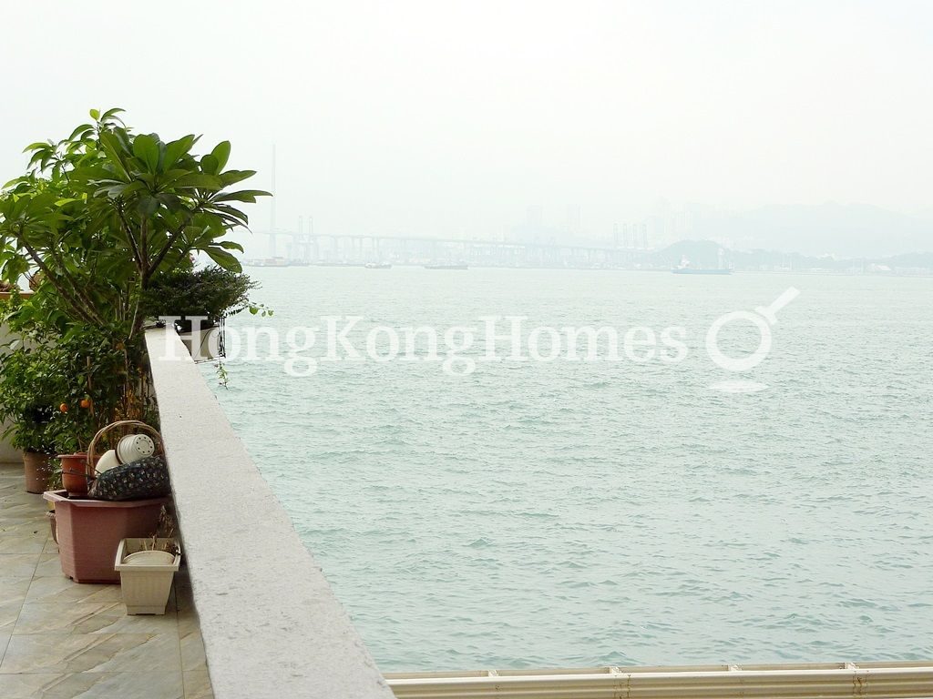 View from Balcony — 裕福大廈，西環堅尼地城