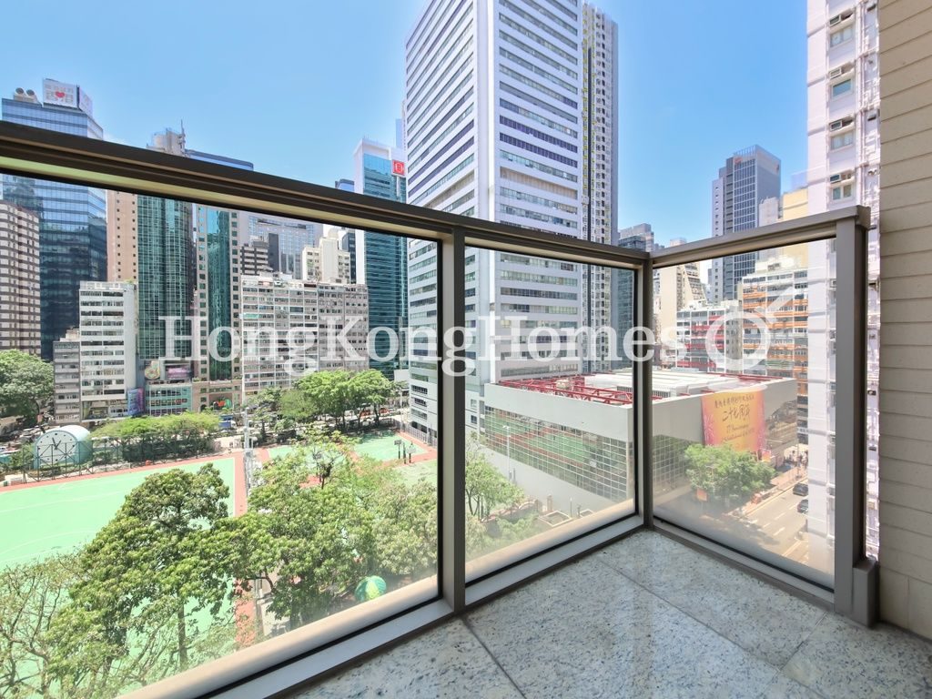 Balcony off Living and Dining Room — 囍匯 - 第2期- 第1座，灣仔