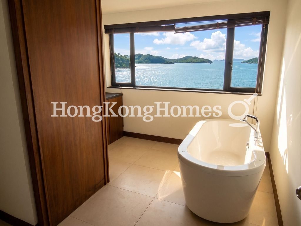 Master Bathroom — 黃麋地，西貢