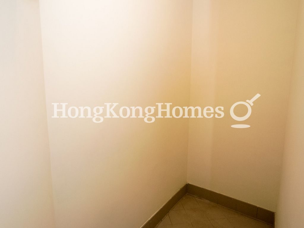 Storeroom — 8-10 柯士甸山道 - 第05座，山頂