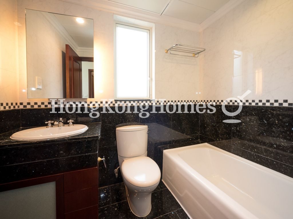 Master Bathroom — 8-10 柯士甸山道 - 第05座，山頂