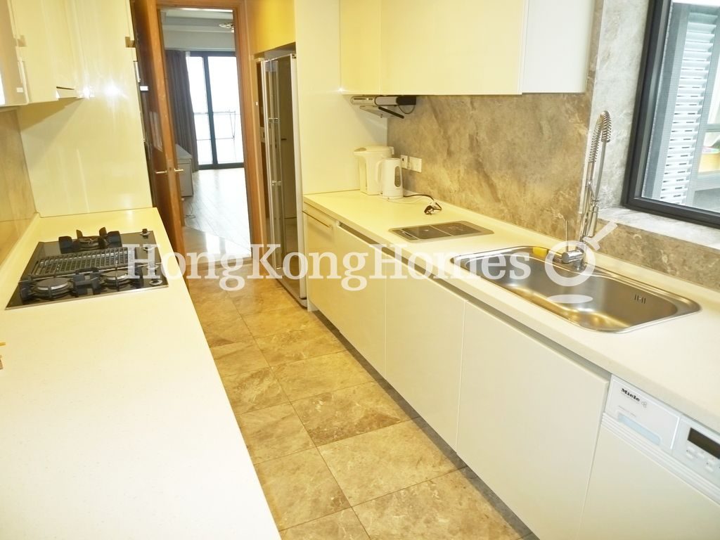 Kitchen — Residence Bel-Air - Phase 06 - Bel-Air No. 8, Tower 7, Pokfulam