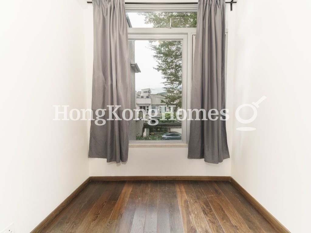 Third Bedroom — 溱喬，西貢