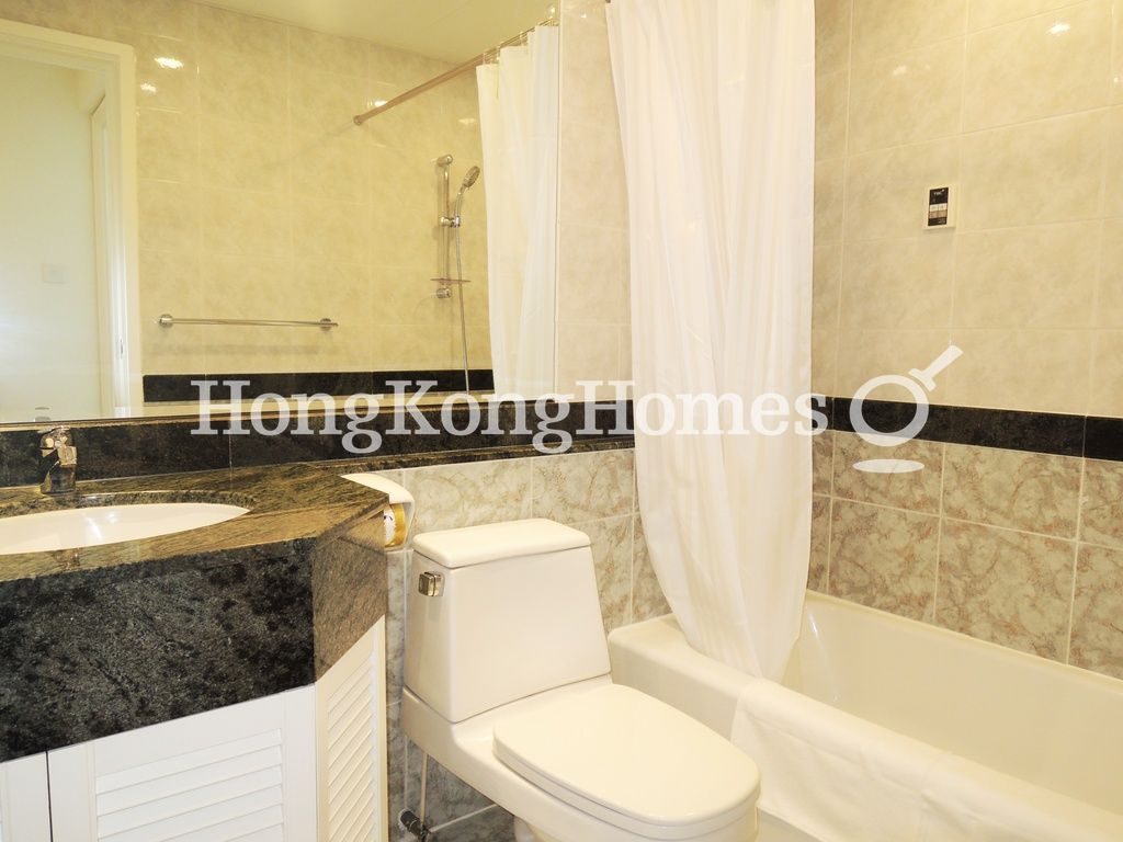 Guest Bathroom — 堅尼地道 150 號，東半山