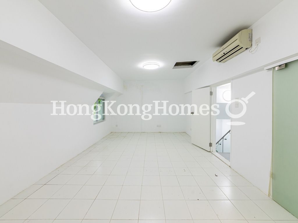 Third Ensuite Bedroom — 柏麗灣別墅，西貢