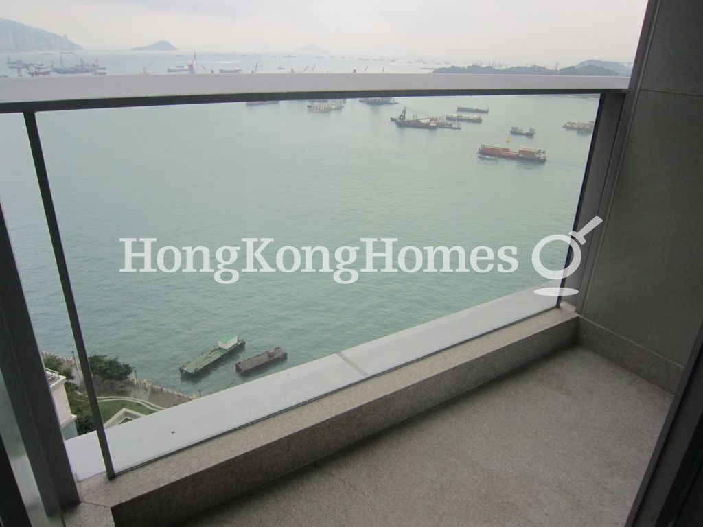 Balcony off Living & Dining Rm — 瓏璽 - 第2座 (天海鑽)，大角咀