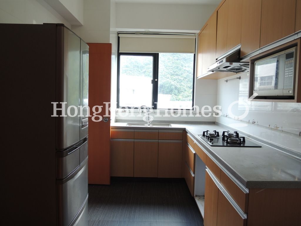 Kitchen — Royalton I, Pokfulam