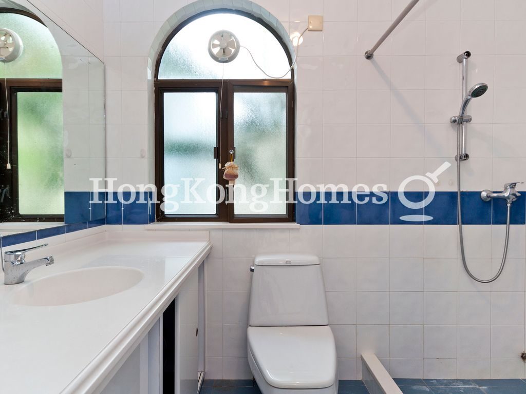Guest Bathroom — 相思灣，清水灣