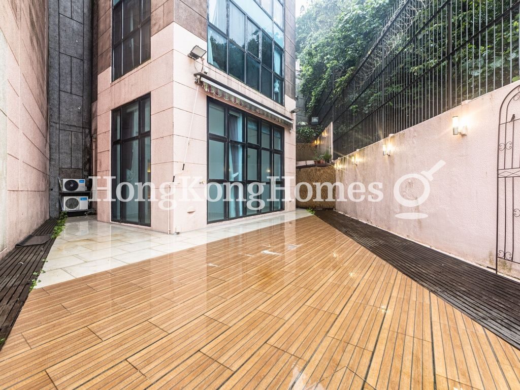 Private Terrace — 愛琴居，清水灣