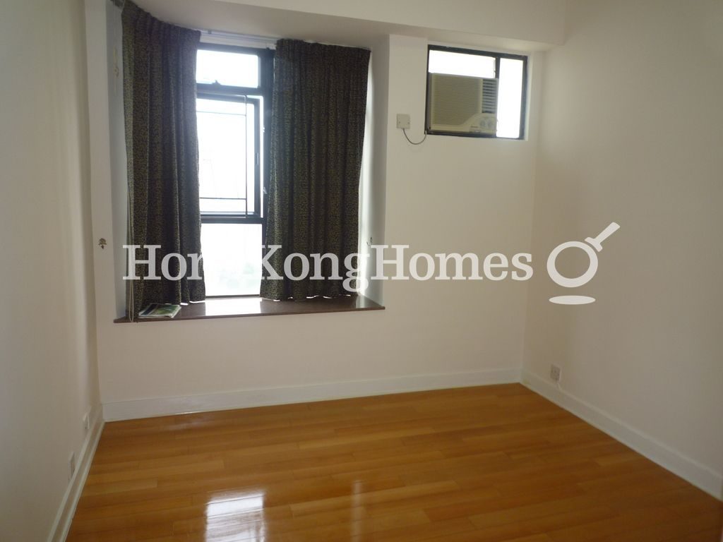 Third Bedroom — Flora Garden - Block 02, Jardine's Lookout