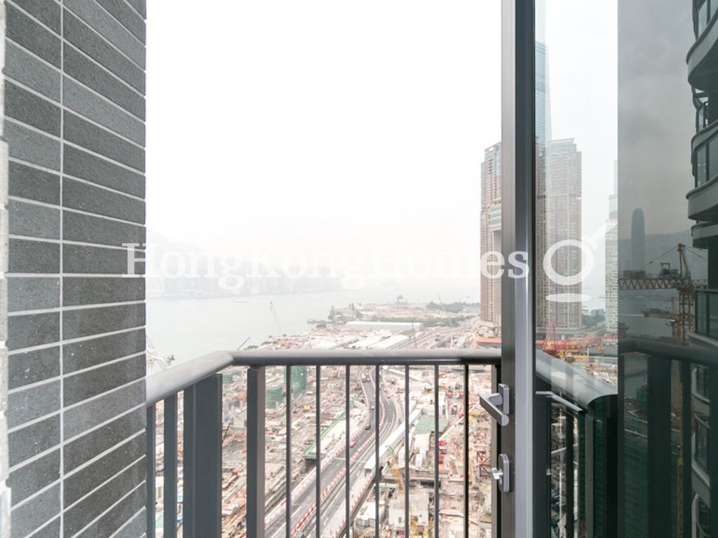 Balcony off Master Bedroom — Grand Austin，尖沙咀