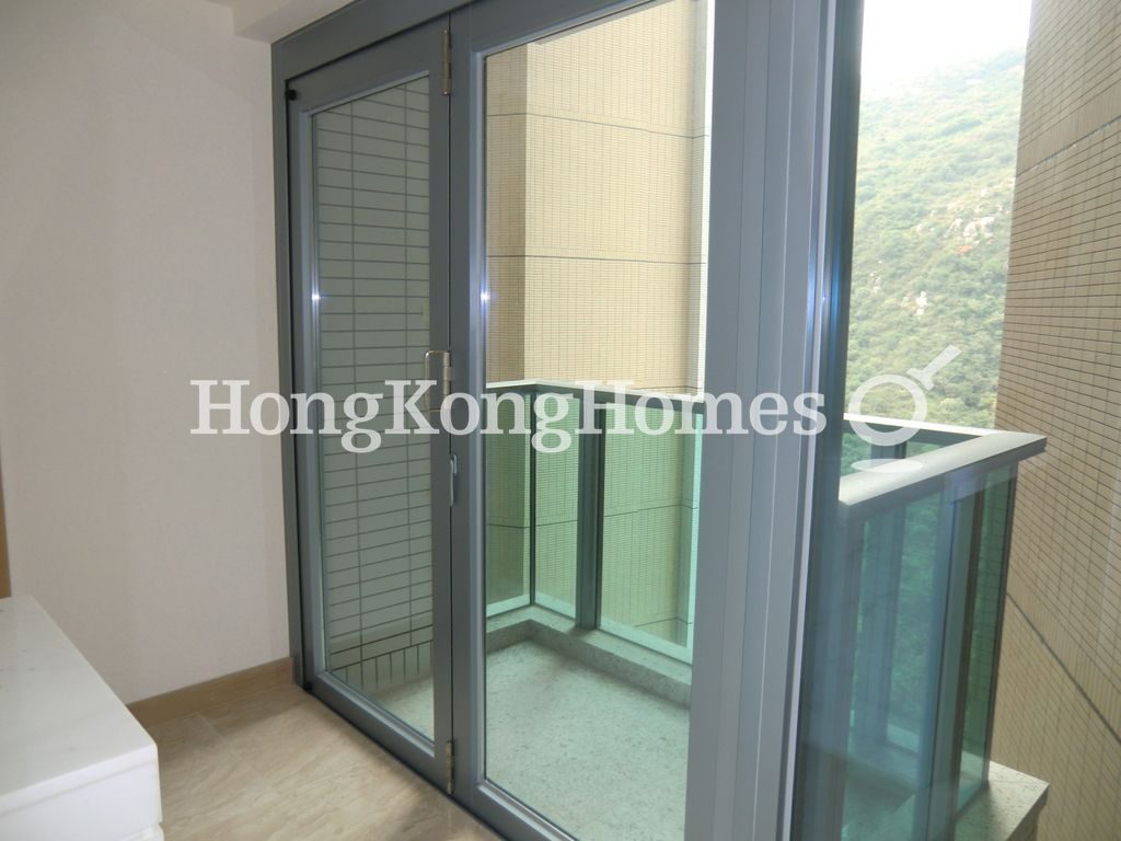 Balcony off Dining Room — 南灣 - 第5座，鴨脷洲