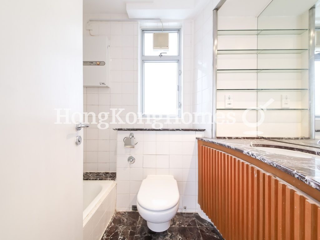 Guest Bathroom — 淺水灣道 23號，淺水灣