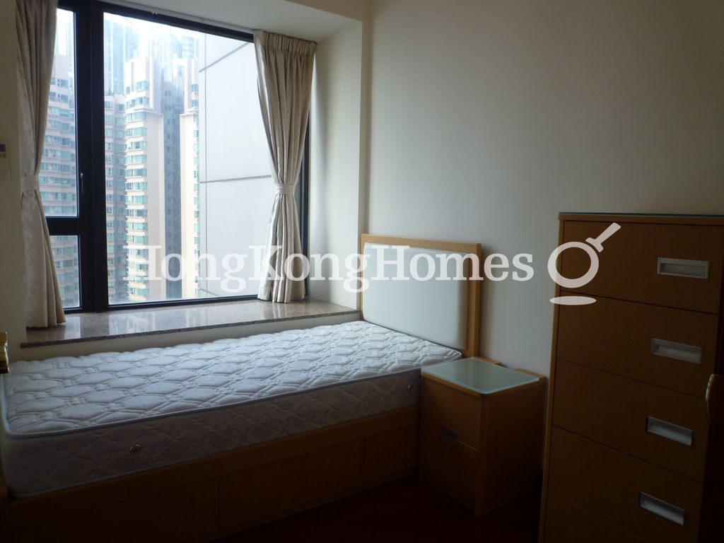 Second Bedroom — 凱旋門 1期 第1座 (摩天閣)，尖沙咀