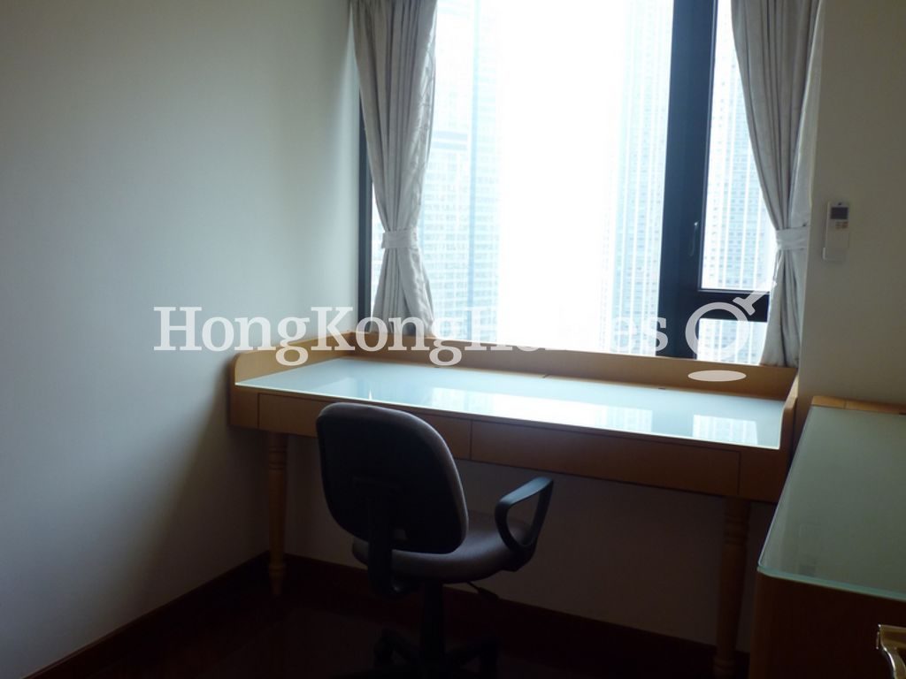 Third Bedroom — 凱旋門 1期 第1座 (摩天閣)，尖沙咀