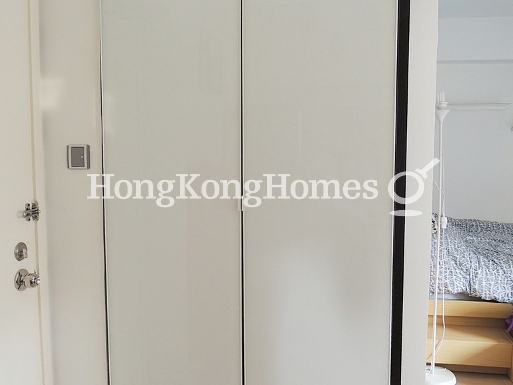 Built-in Wardrobe — Parksdale, Mid-levels West