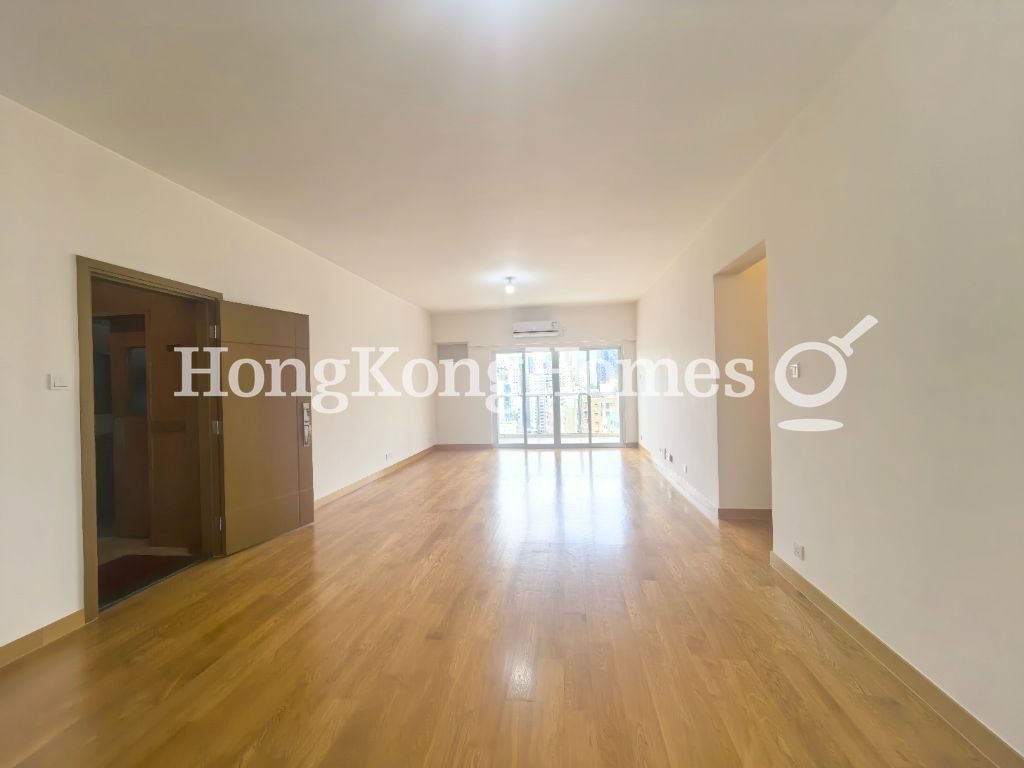 Living and Dining Room — The Dahfuldy - Block C, Ho Man Tin / Waterloo Road