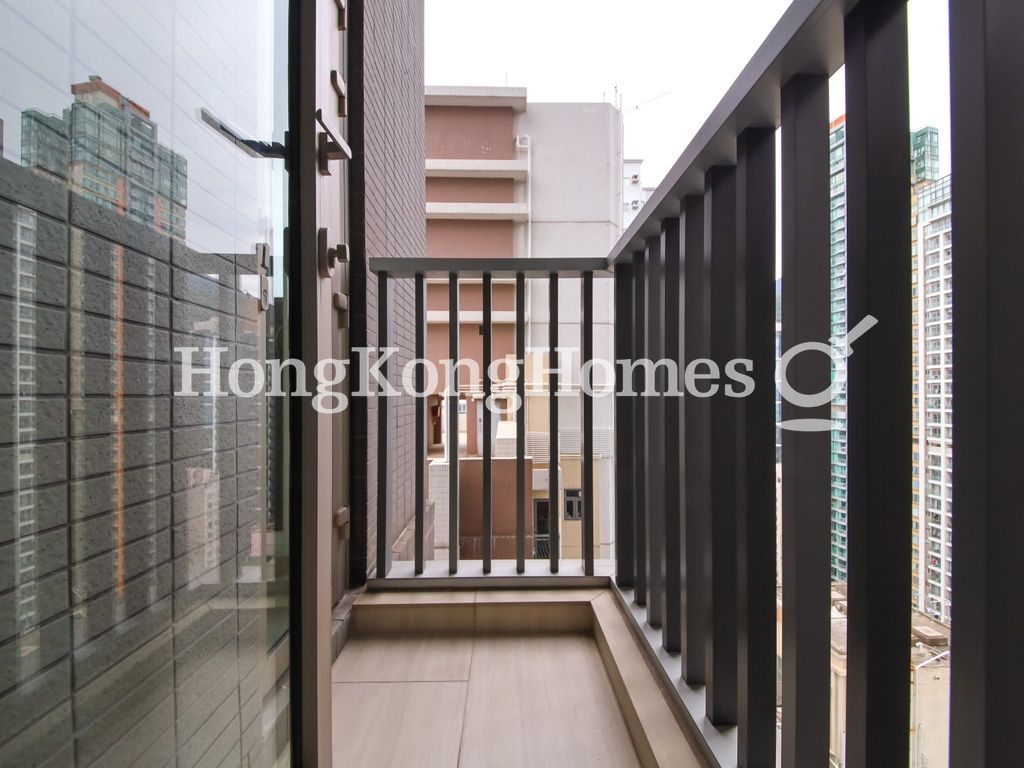 Balcony off Kitchen — TownPlace Kennedy Town，西環堅尼地城