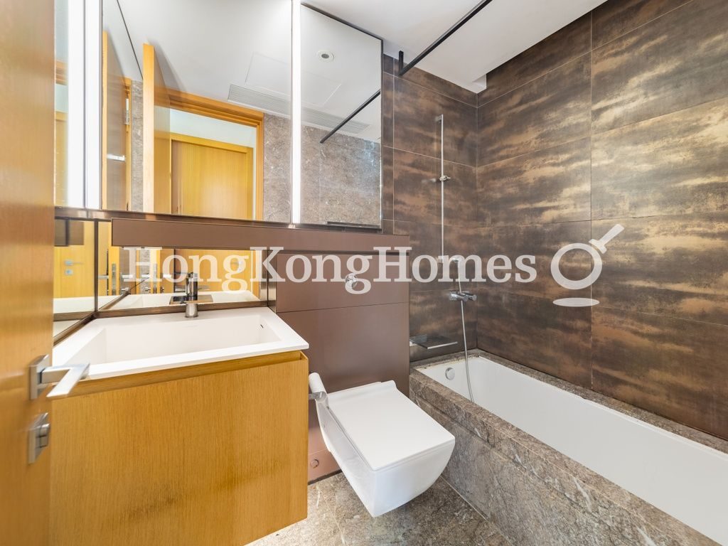 Guest Bathroom — 殷然，西半山