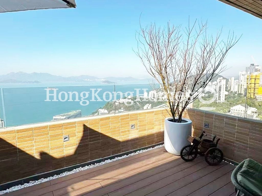 Private Terrace off Living and Dining Rm — 置富花園 H20座 富興苑，薄扶林