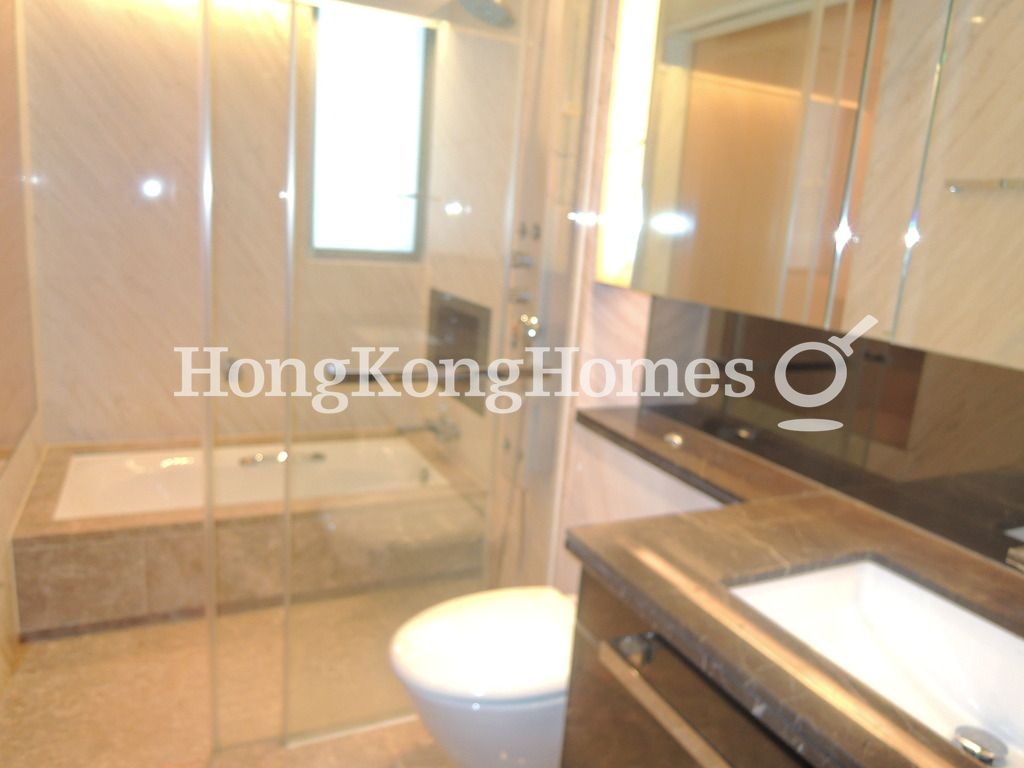 Master Bathroom — 瓏璽 - 第8座 (觀海鑽)，大角咀