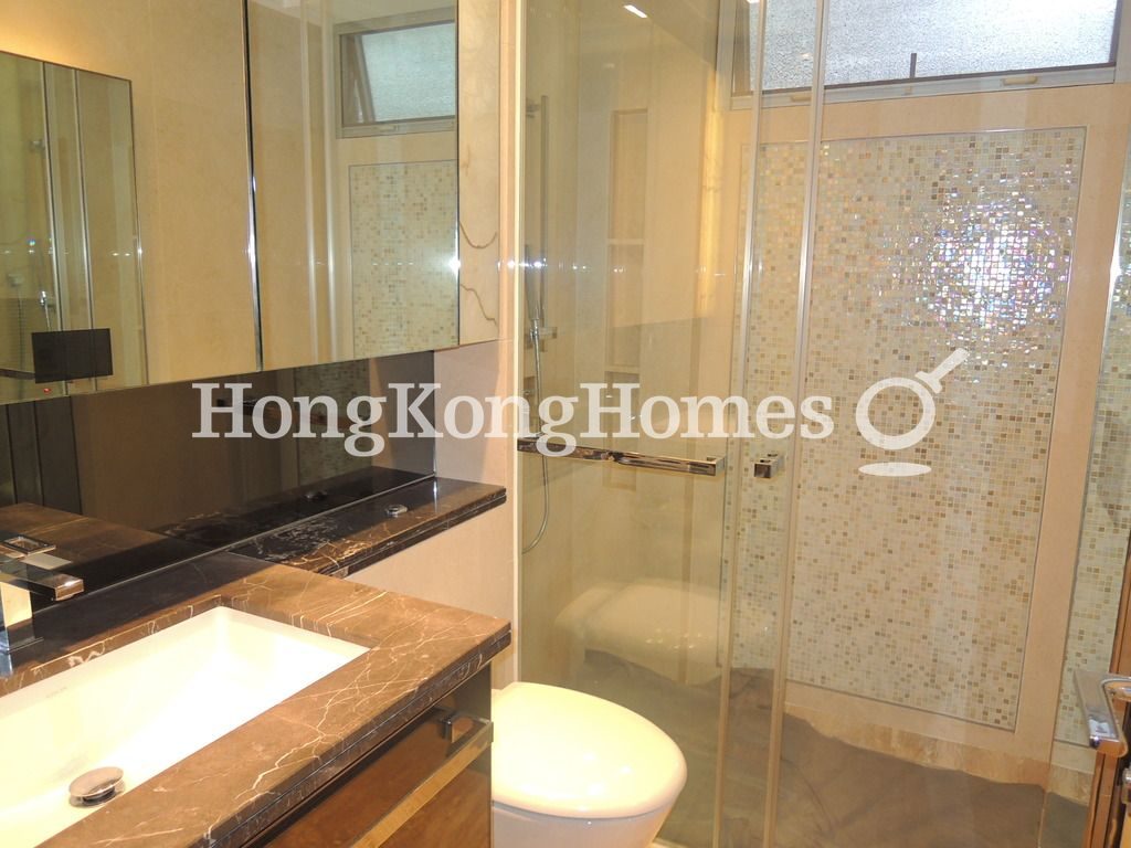 Second Ensuite Bathroom — 瓏璽 - 第8座 (觀海鑽)，大角咀