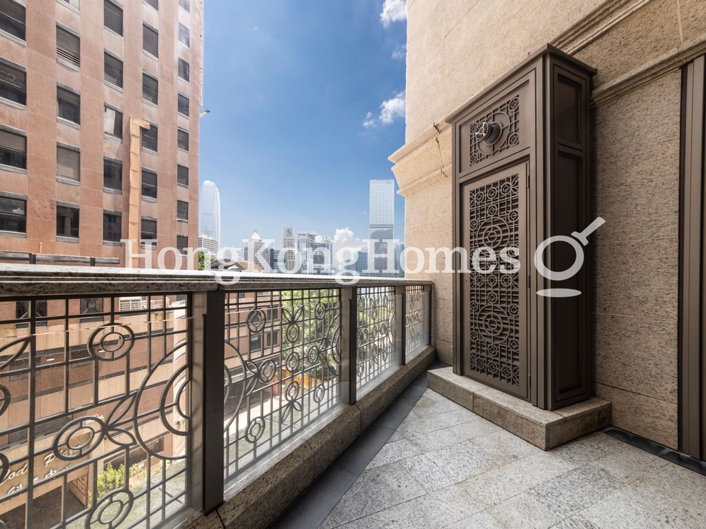 Balcony off Living and Dining Room — 麥當勞道3號，中半山