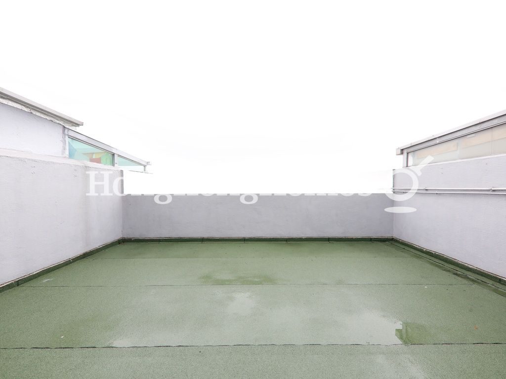 Private Roof Terrace — Capital Garden, Clear Water Bay
