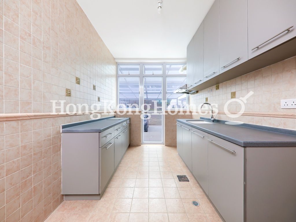 Kitchen — Capital Garden, Clear Water Bay