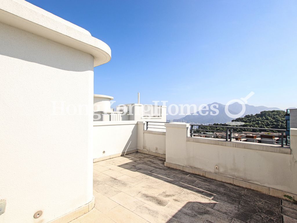 Private Roof Terrace — 澐瀚 - 洋房，沙田火炭