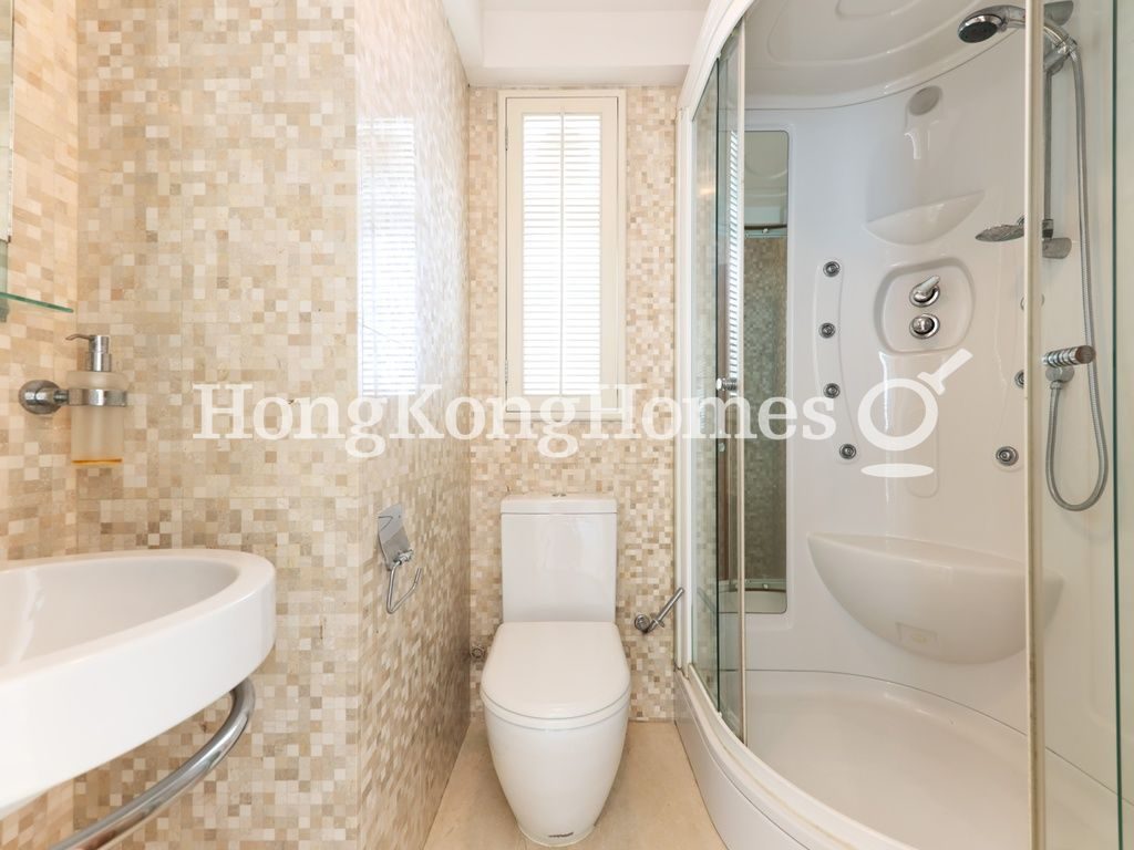 Guest Bathroom — 石澳山仔 19號，石澳