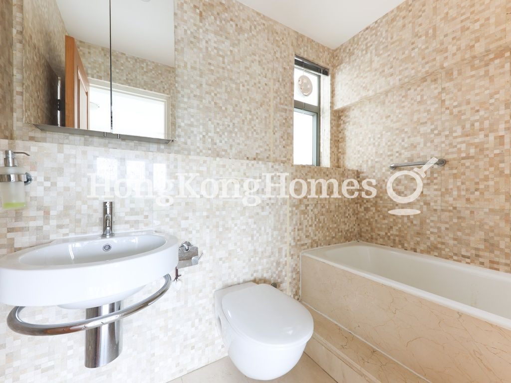 Master Bathroom — 石澳山仔 19號，石澳