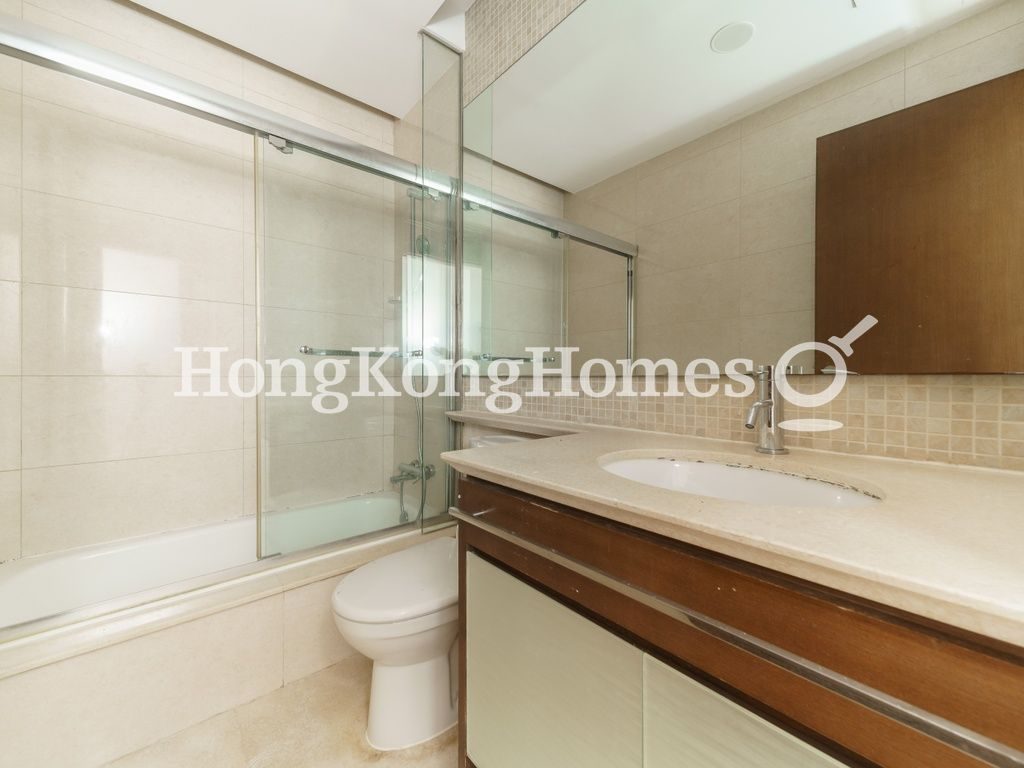 Second Ensuite Bathroom — 溱喬，西貢