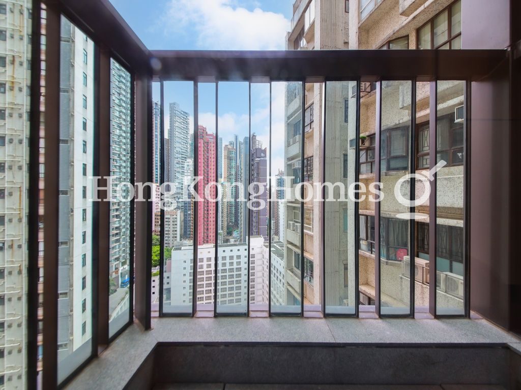 Second Balcony off Living & Dining Room — 本舍，西半山