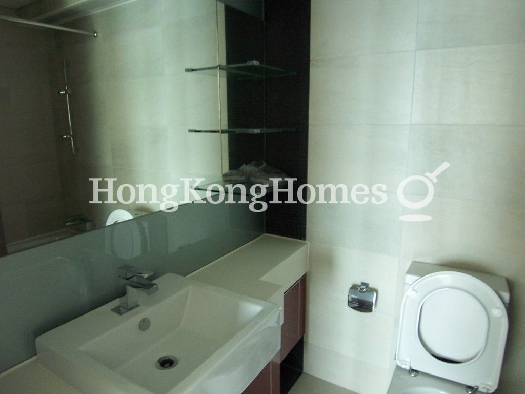 Guest Bathroom — Grand Promenade - Tower 03, Quarry Bay