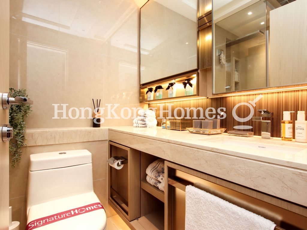 Guest Bathroom — TownPlace Kennedy Town，西環堅尼地城