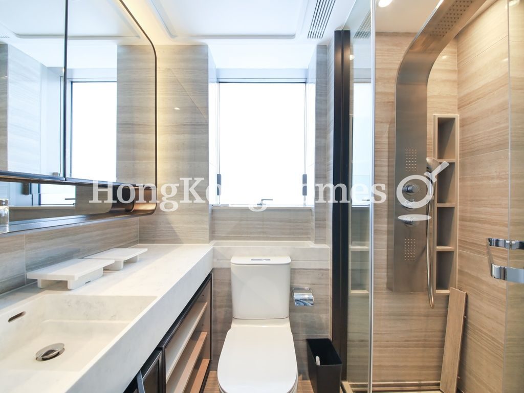 Master Bathroom — 本舍，西半山